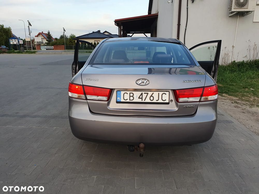 Hyundai Sonata 2.0 CRDi Style - 4