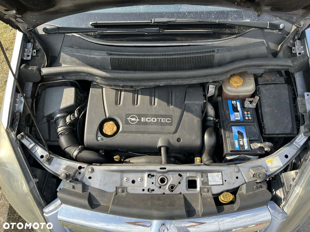 Opel Zafira 1.9 CDTI - 13