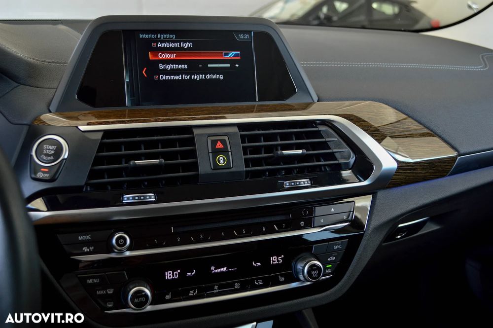 BMW X3 xDrive20i AT Luxury Line - 18