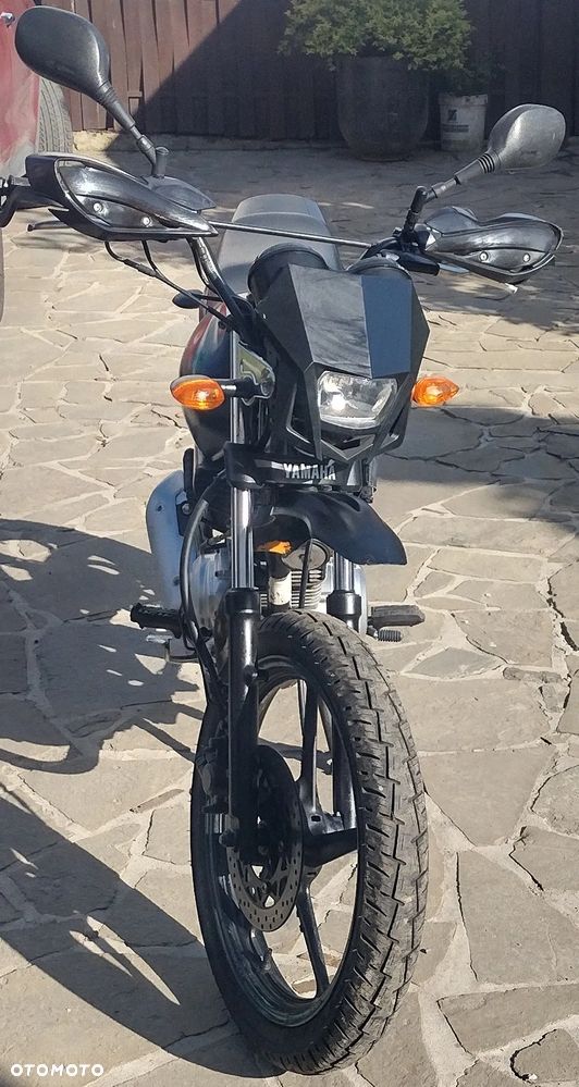 Yamaha YBR - 4