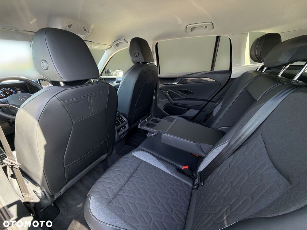 Volkswagen Tiguan - 37