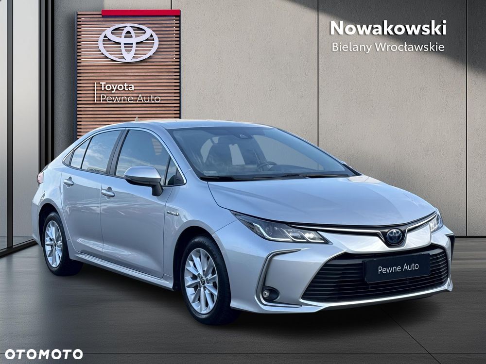 Toyota Corolla 1.8 Hybrid Comfort - 28