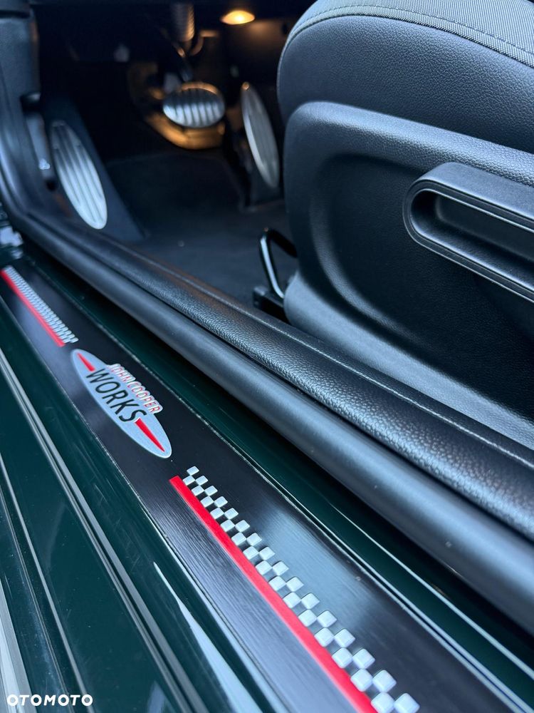 MINI John Cooper Works - 17