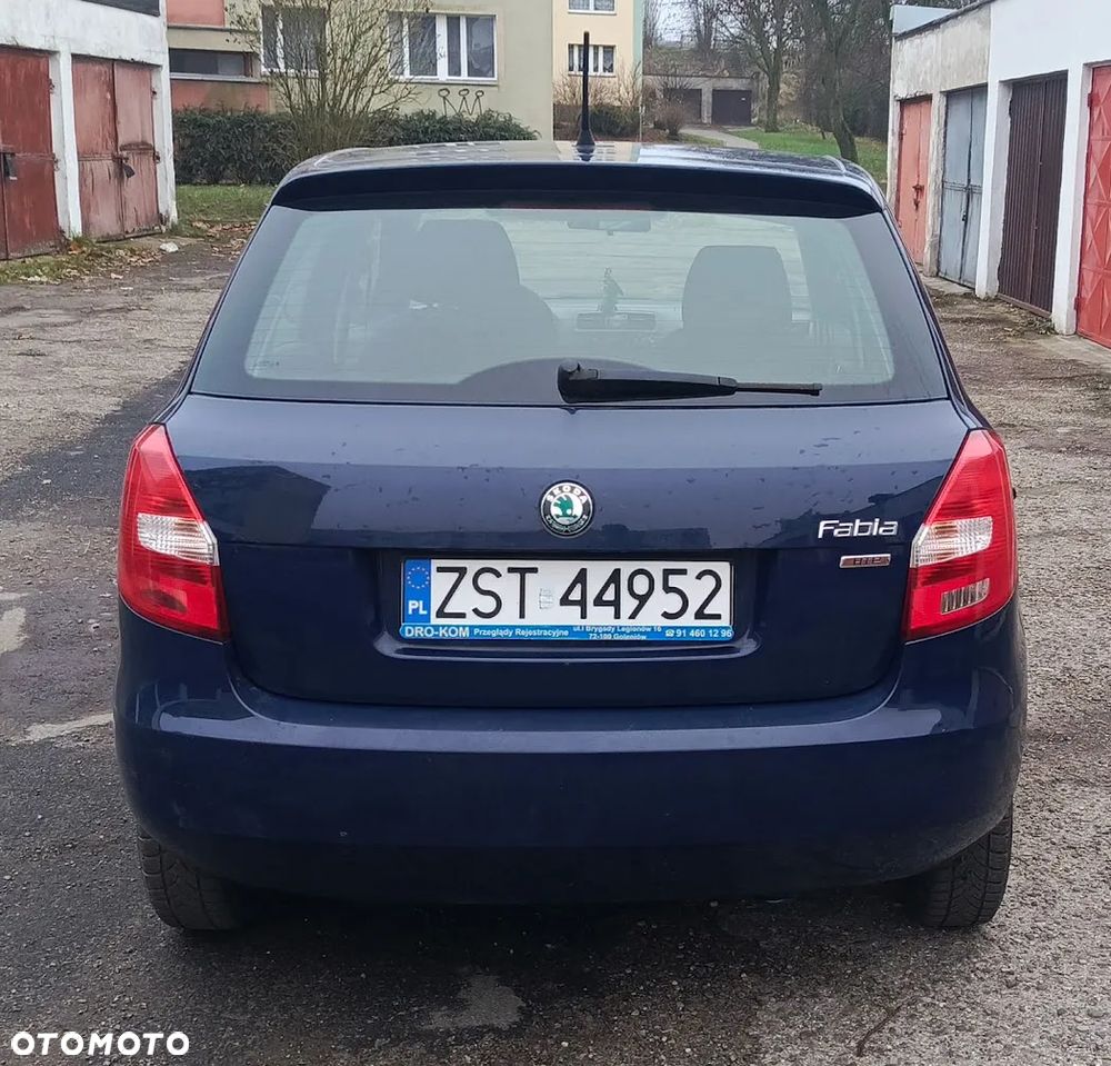 Skoda Fabia 1.2 HTP - 4
