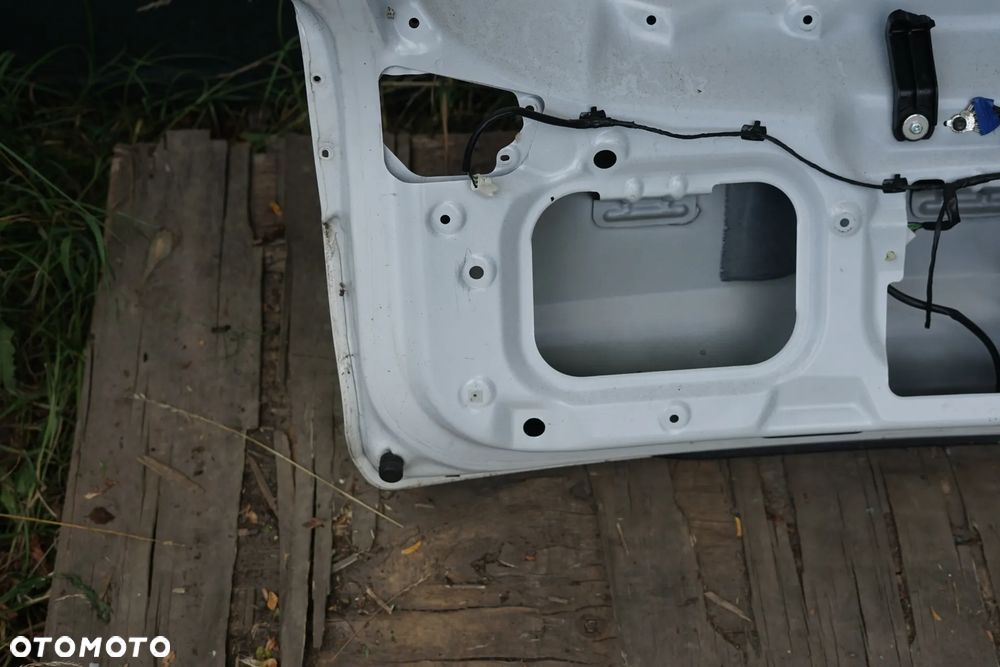 Klapa bagażnika tył Kia Sportage III HW - 12
