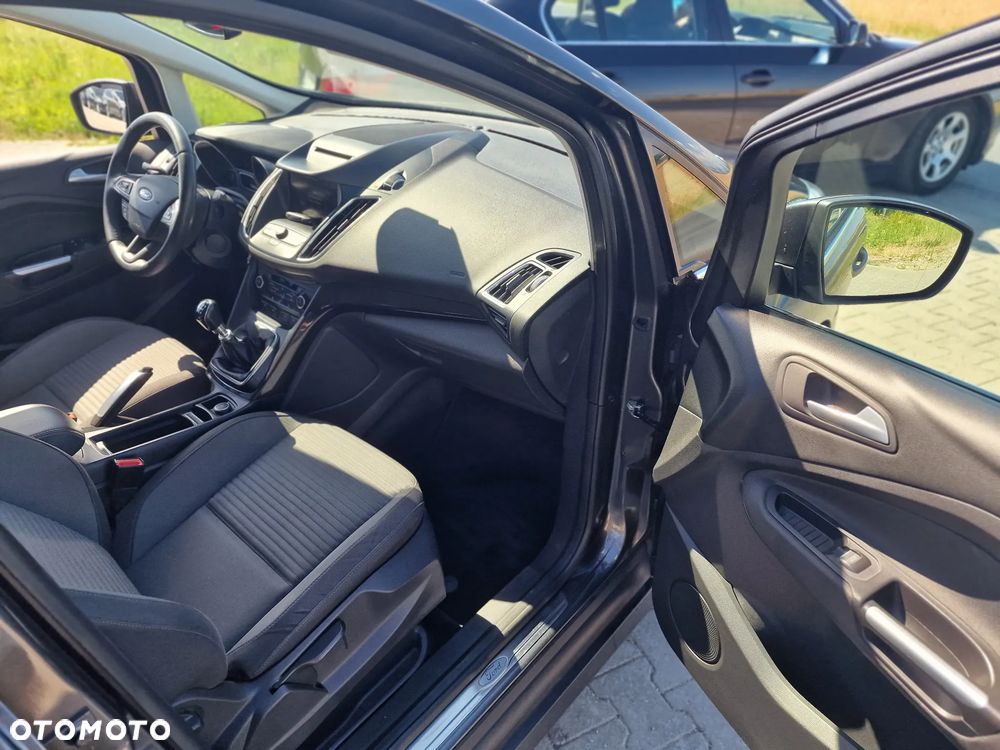 Ford C-MAX 2.0 TDCi Start-Stop-System Titanium - 23