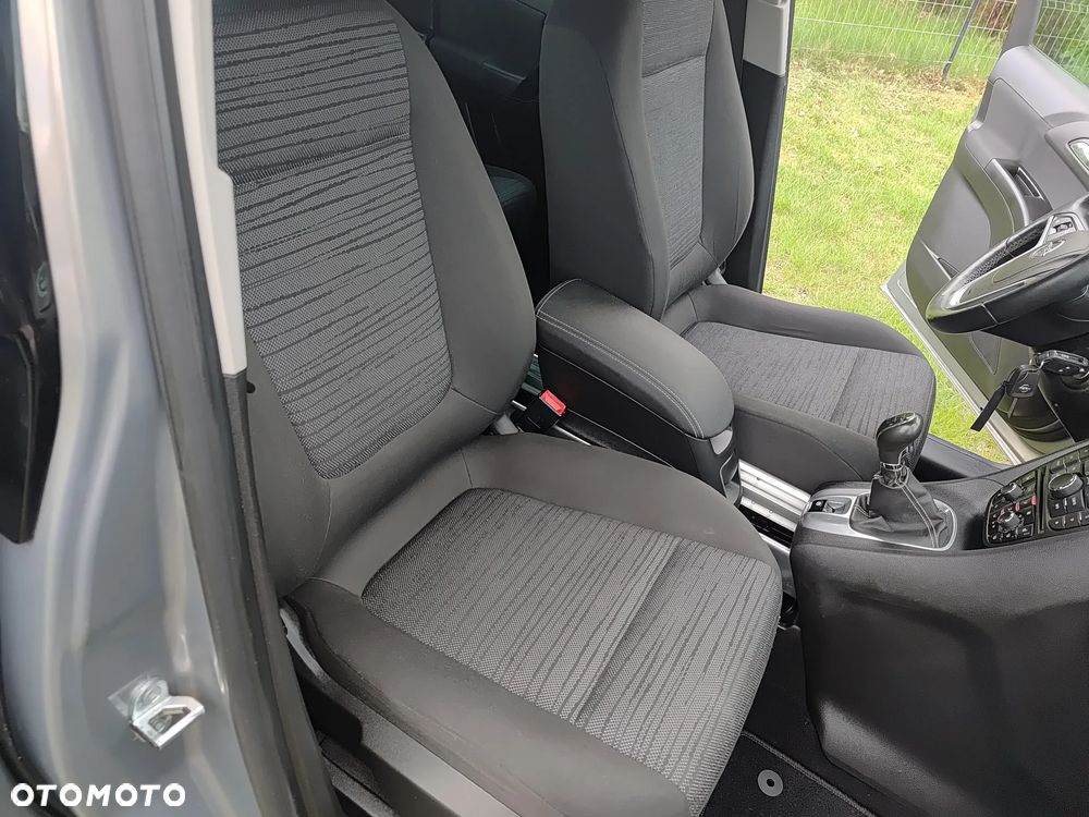 Opel Meriva 1.4 Style - 21