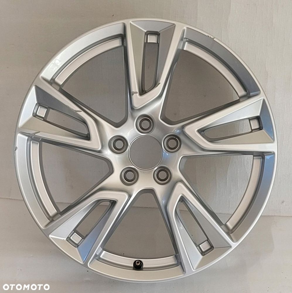 FELGA VOLVO XC60 II 7,5x18 18 ET50,5 5x108 31362866 - 2