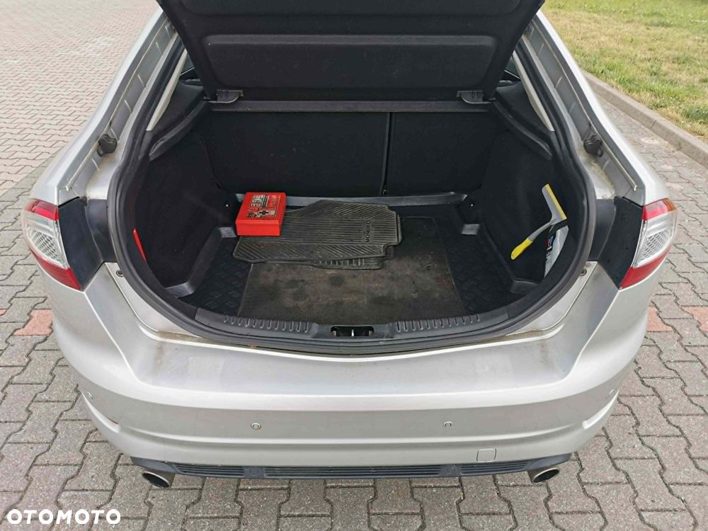Ford Mondeo 2.0 T Trend - 16