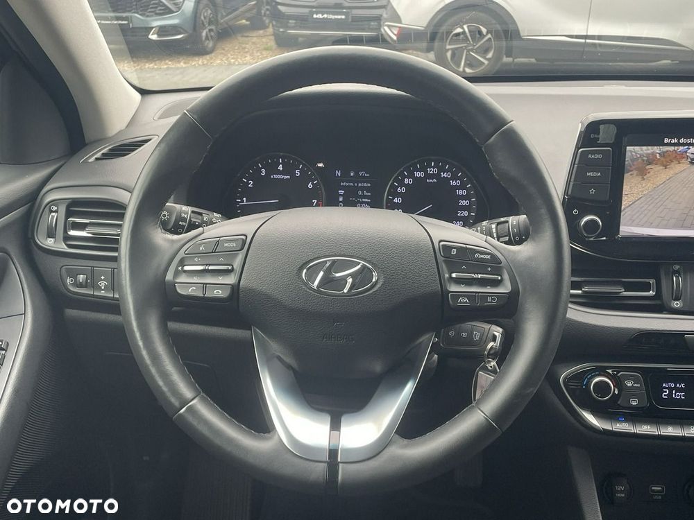 Hyundai i30 - 22