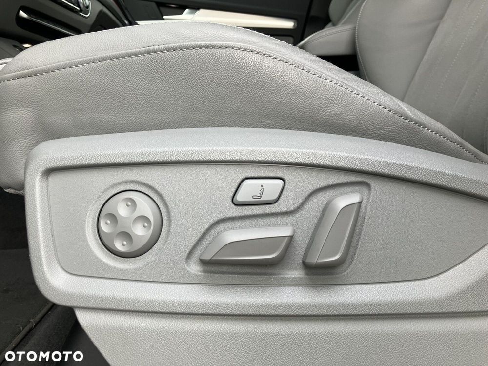Audi Q5 50 TFSI e Quattro S tronic - 15