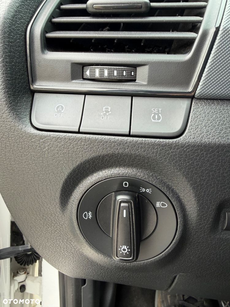 Skoda Fabia 1.2 TSI Active - 14