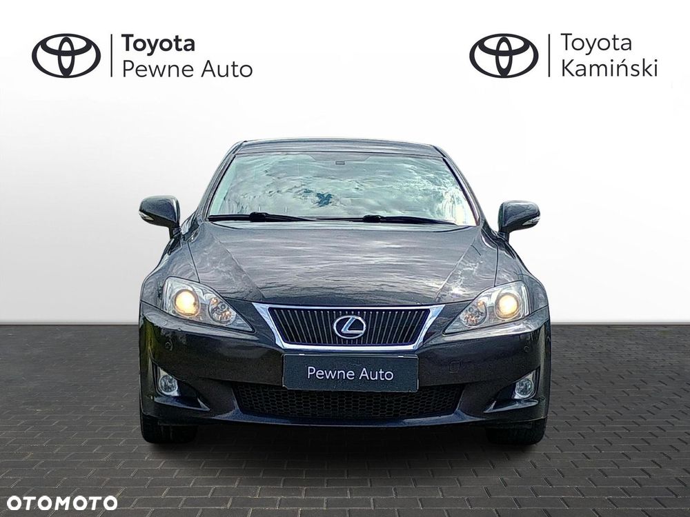 Lexus IS - 8