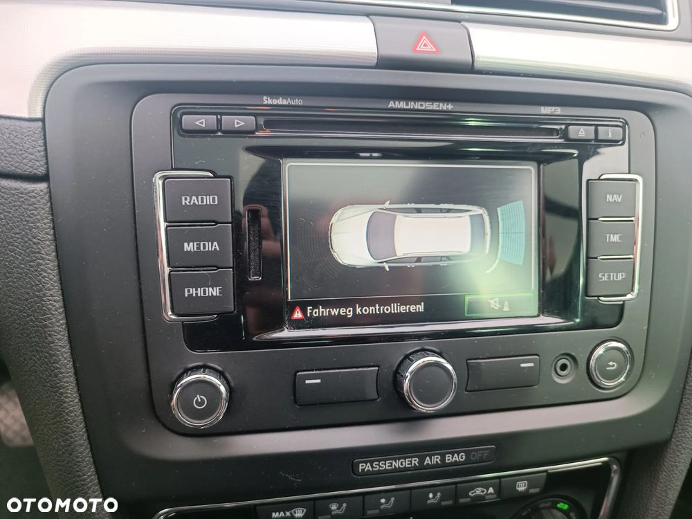 Skoda Superb 2.0 TSI DSG Exclusive - 16