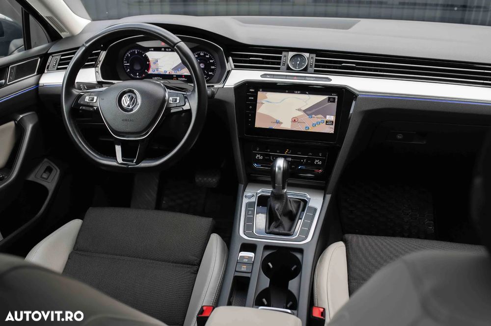 Volkswagen Passat 2.0 TDI DSG Highline - 8