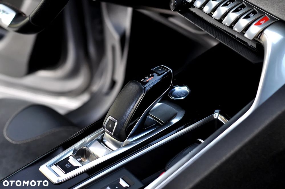 Peugeot 3008 BlueHDi 180 Stop & Start EAT8 Allure - 34