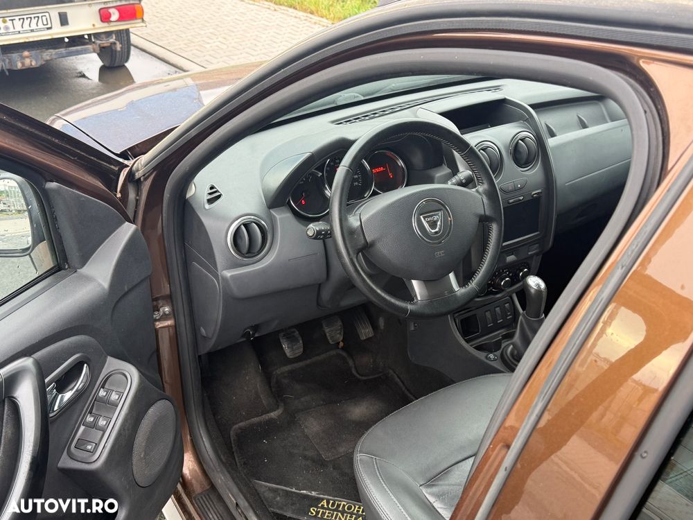 Dacia Duster 1.6 4x2 Prestige - 10