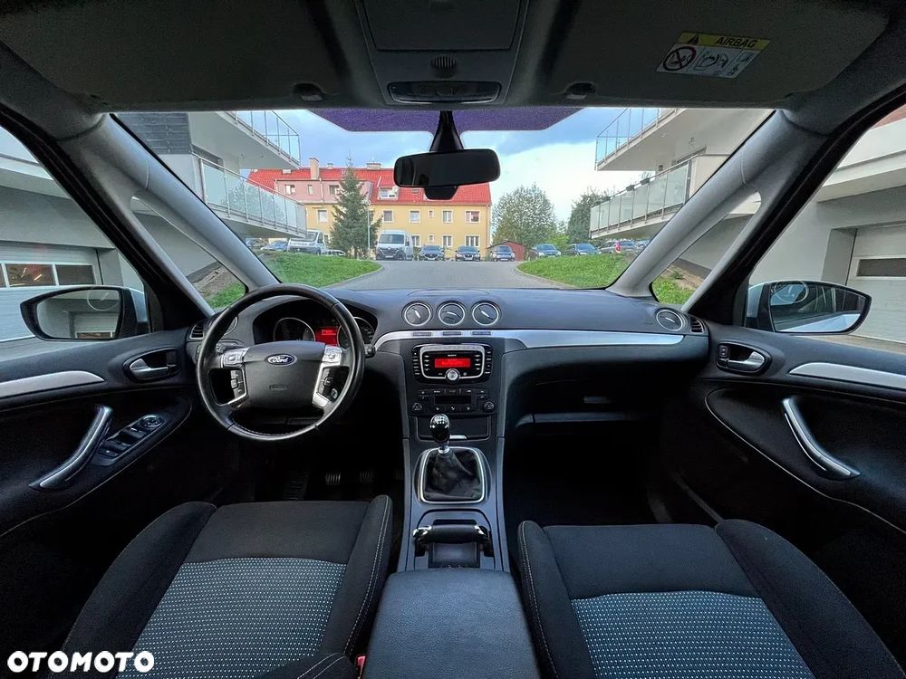 Ford S-Max 2.0 TDCi DPF Ambiente - 17