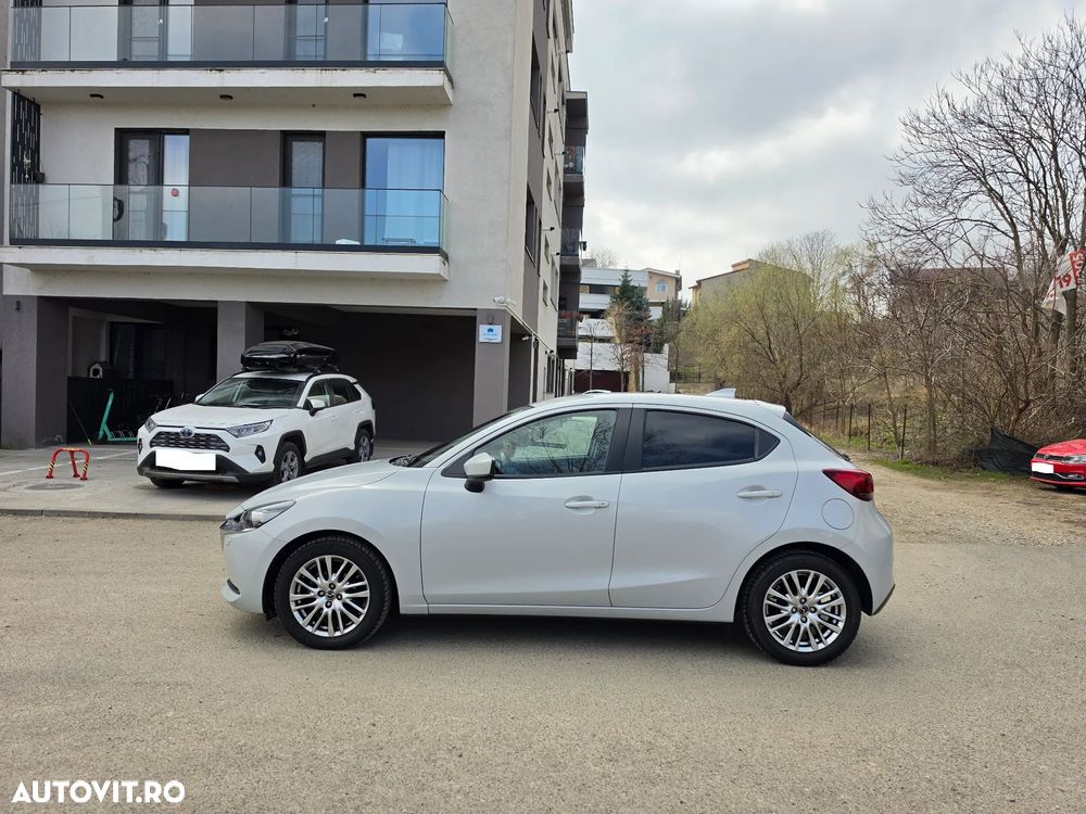 Mazda 2 G90 Takumi - 4