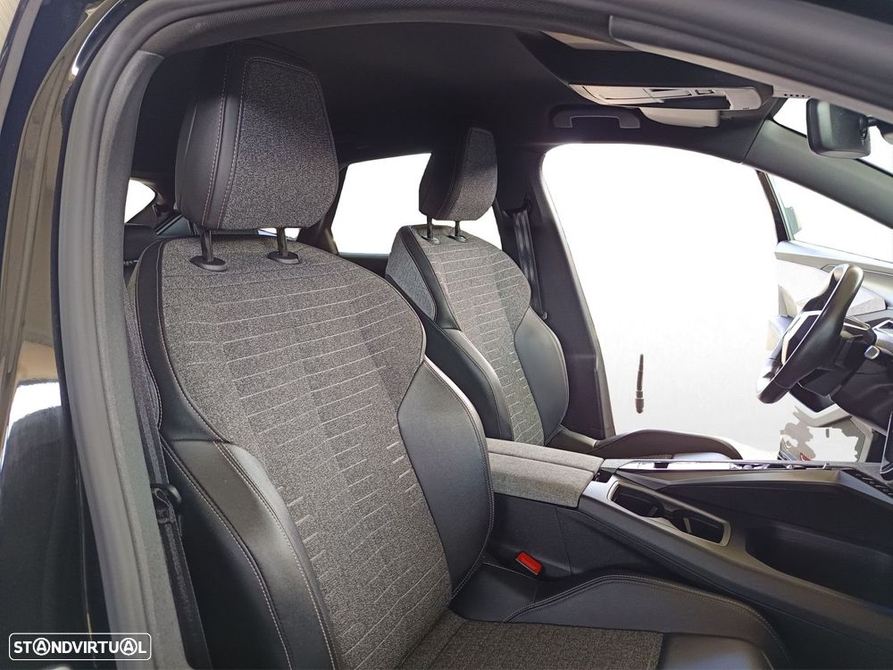 Peugeot 3008 1.2 Hybrid Allure Pack e-DCS6 - 24