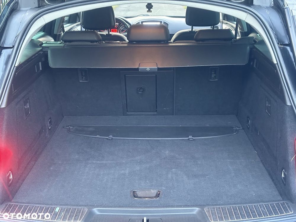 Opel Insignia 1.4 T Cosmo S&S - 11