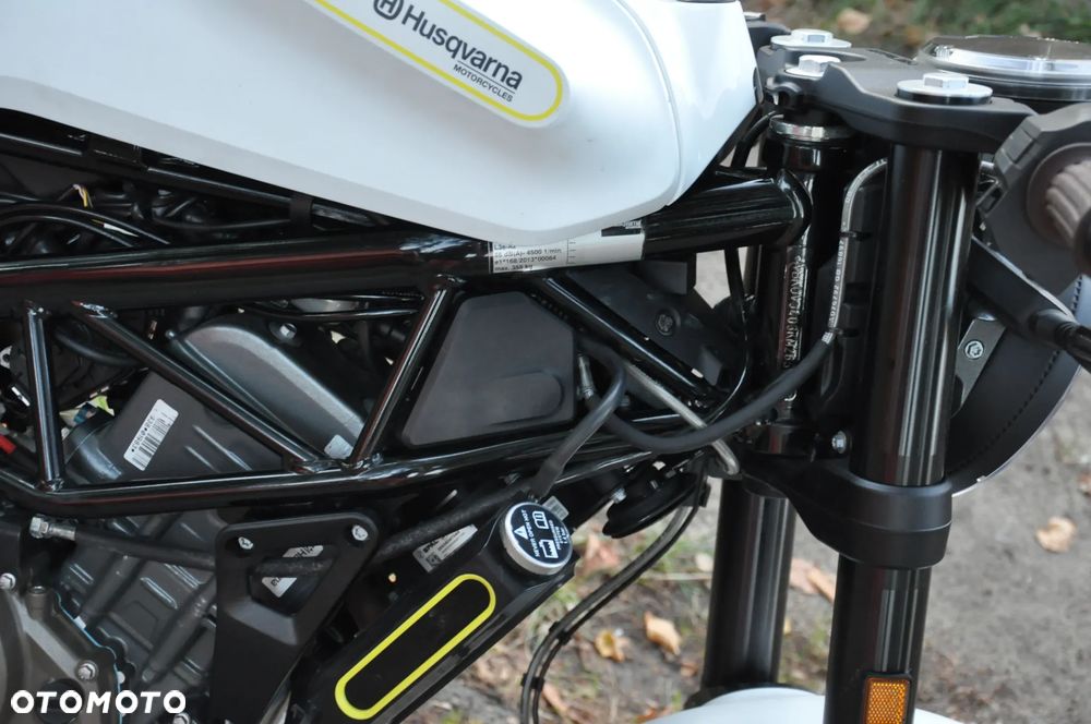 Husqvarna Vitpilen - 31