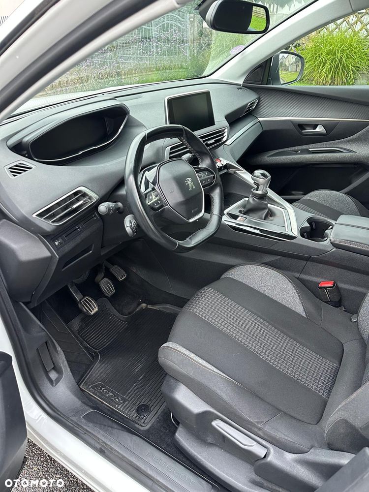 Peugeot 3008 - 9