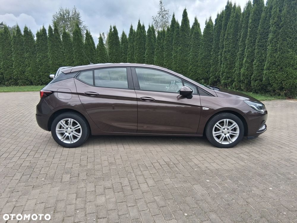 Opel Astra 2016 photo 2
