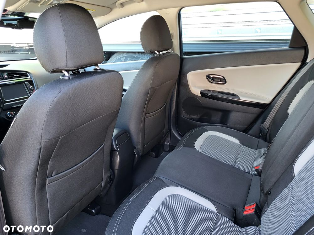 Kia Ceed 1.4 L Business Line Plus - 24