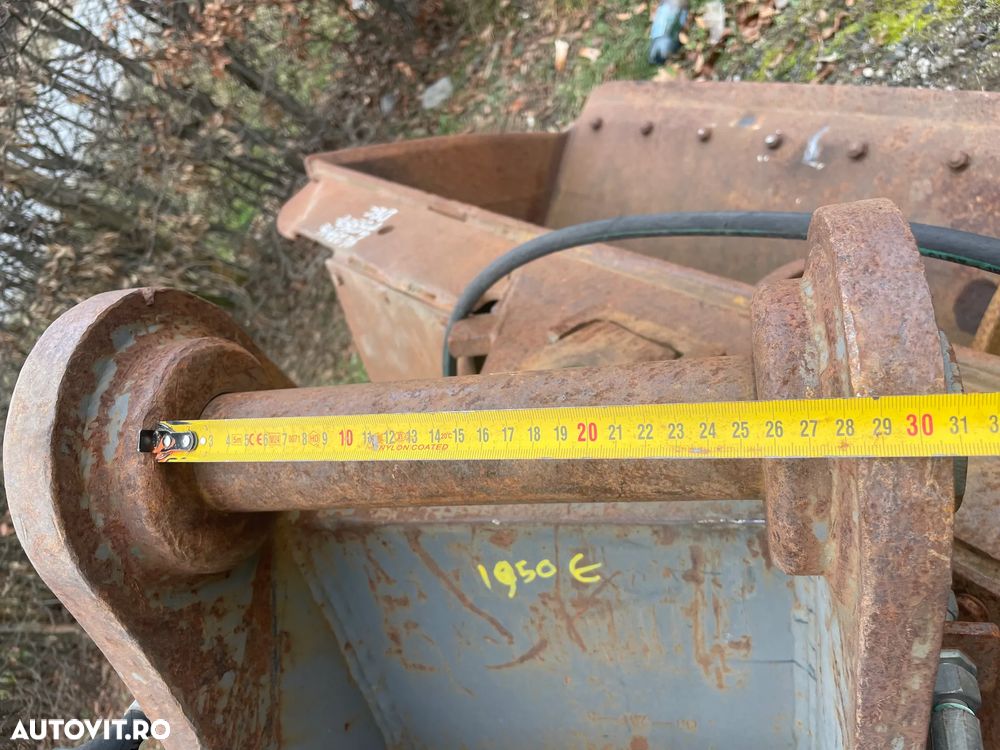 Cupa Taluz cu Inclinare Hidraulica latime de 2000 mm pentru excavatoare de 18-25 tone - 6