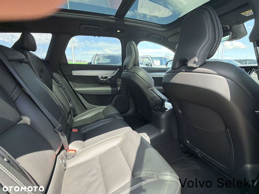 Volvo V90 - 16