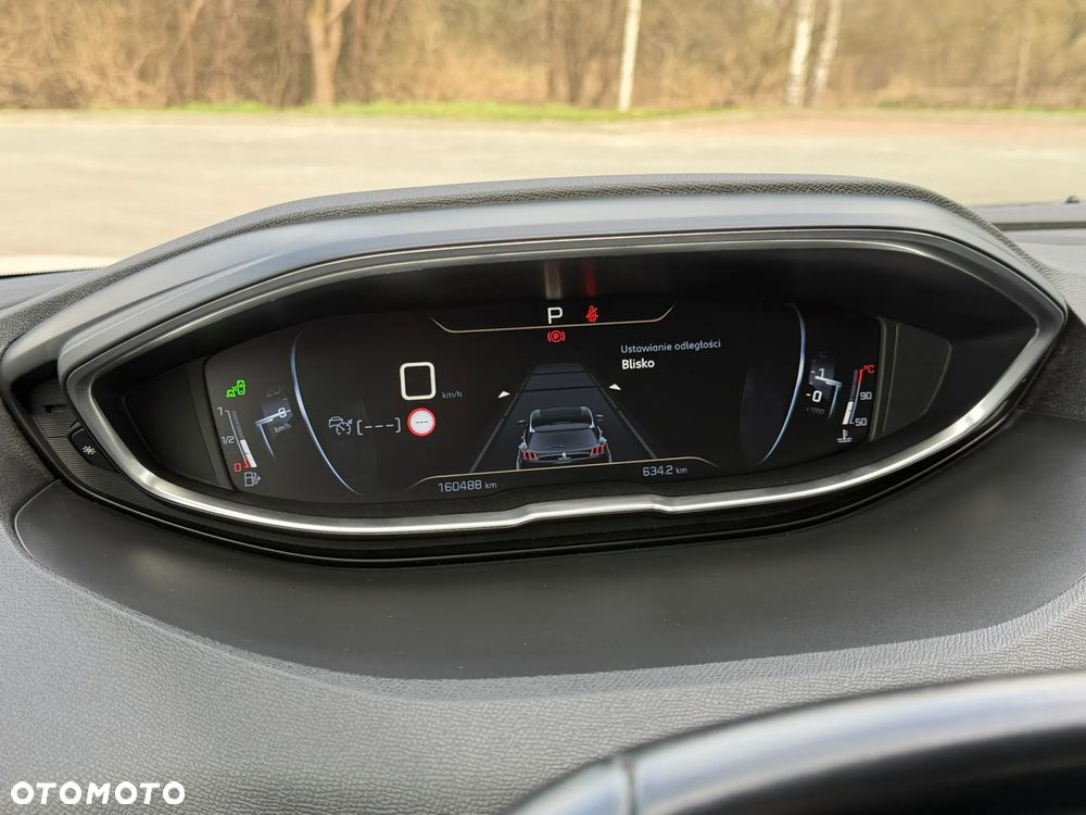 Peugeot 3008 1.6 PureTech GPF Allure S&S EAT8 - 24