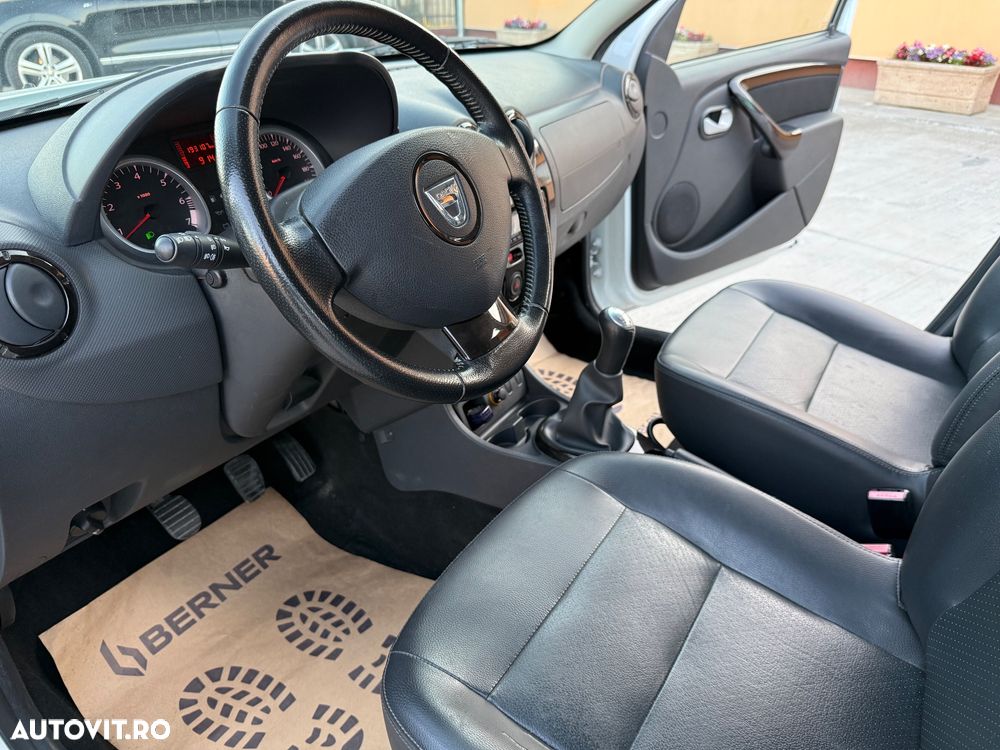 Dacia Duster 1.6 16V 4x2 Prestige - 9