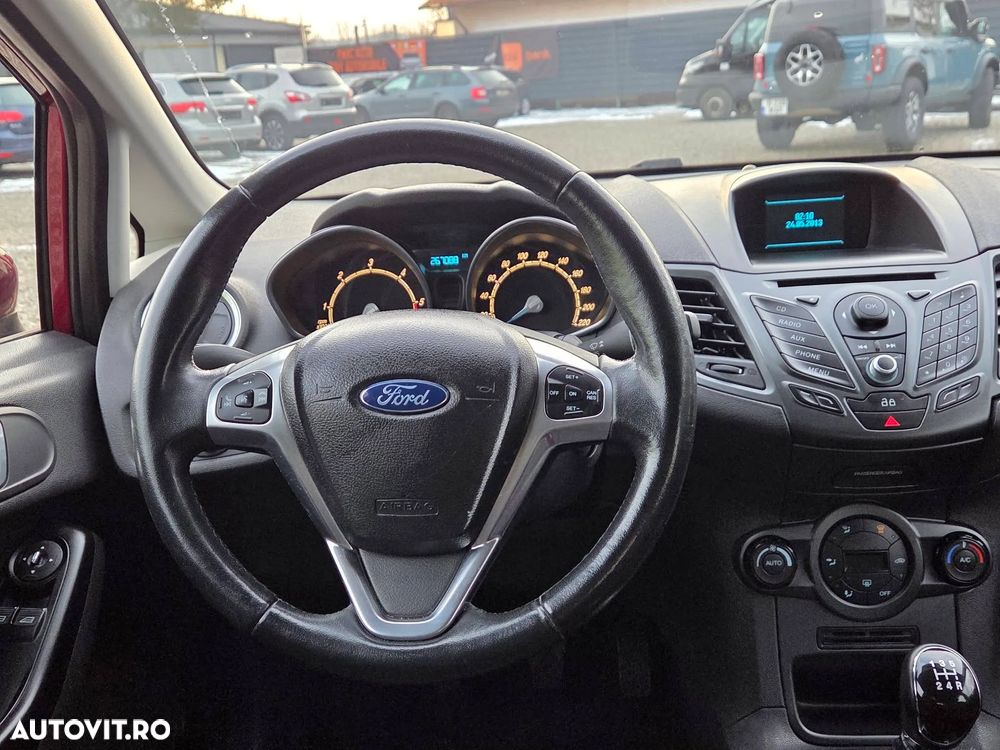 Ford Fiesta 1.5 TDCi Ambiente - 13