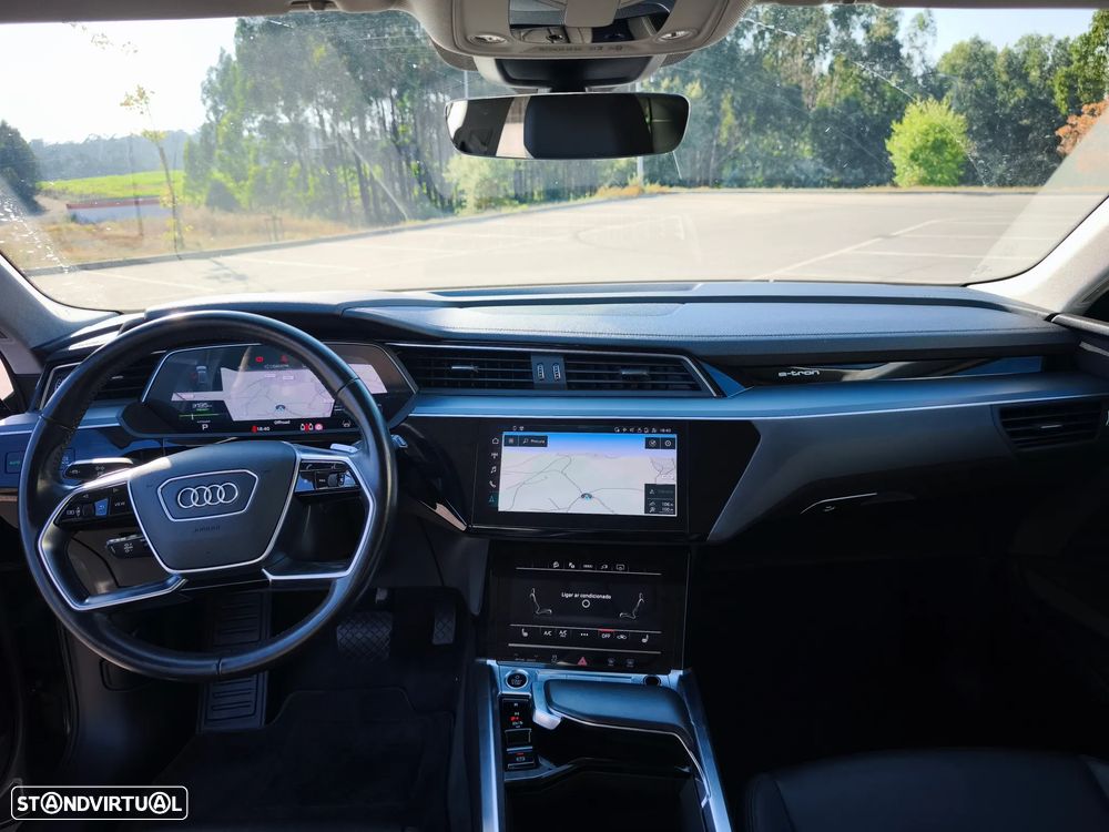 Audi e-tron 55 quattro - 12