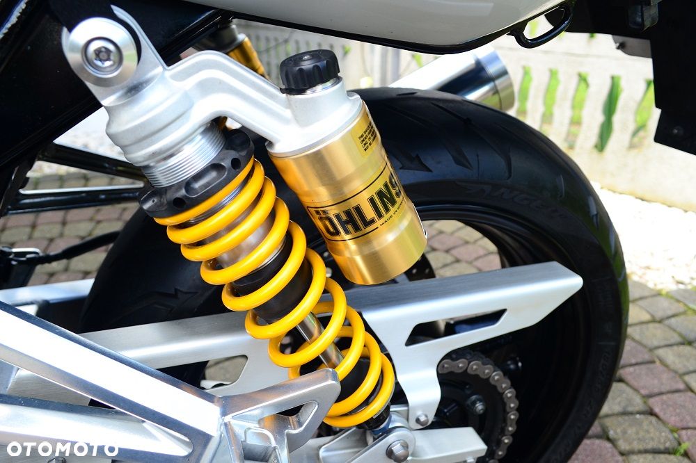 Yamaha XJR - 34