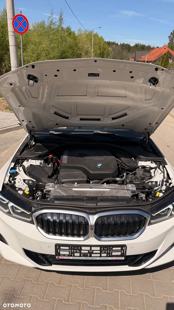 BMW Seria 3 330i xDrive - 7