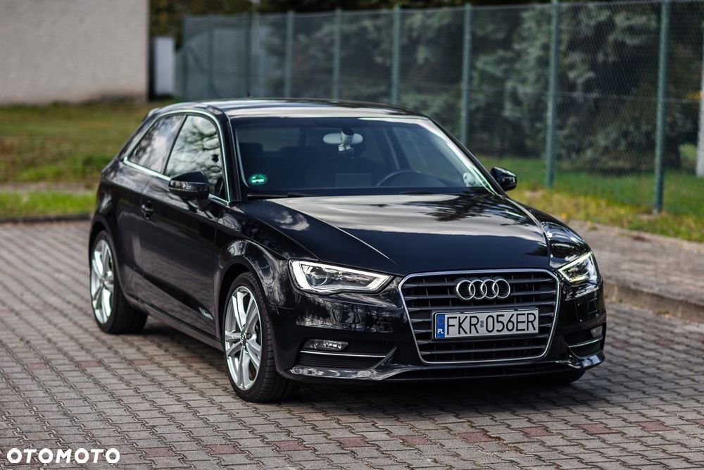 Audi A3 2.0 TDI S tronic sport - 4