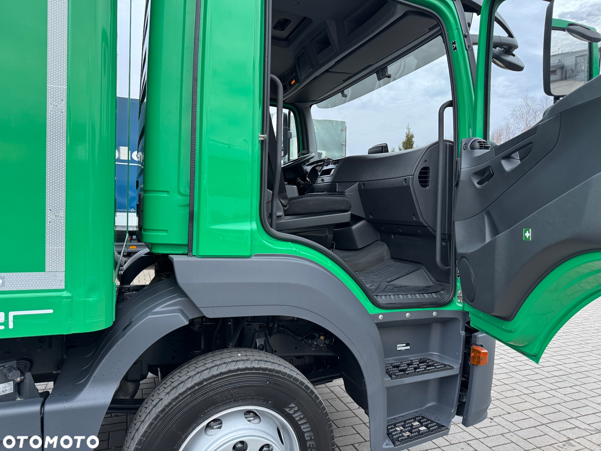 Mercedes-Benz ATEGO - 30