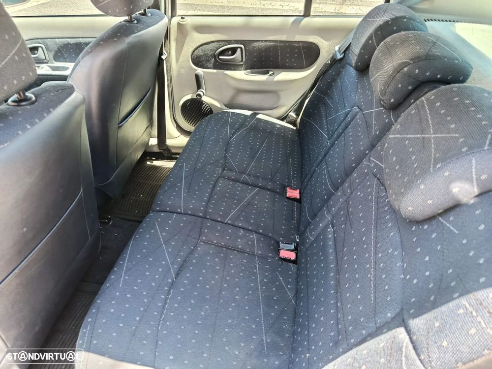 Renault Clio 1.2 - 5