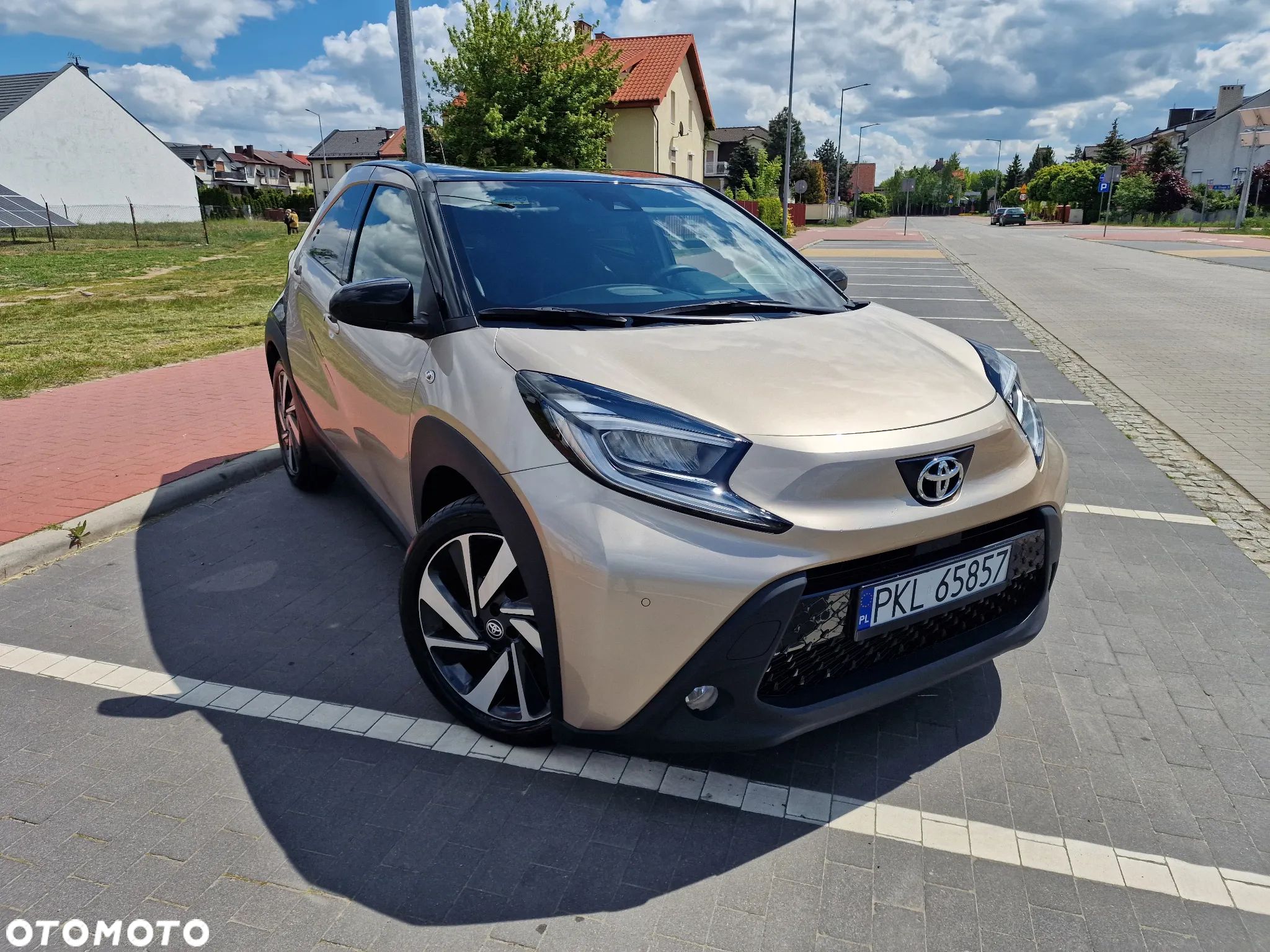 Toyota Aygo X 1.0 VVT-i JBL - 1