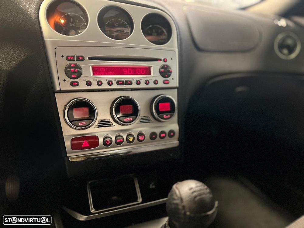 Alfa Romeo 156 Sportwagon 1.9 JTD - 11