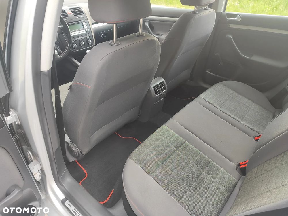 Volkswagen Golf 1.6 Goal - 29