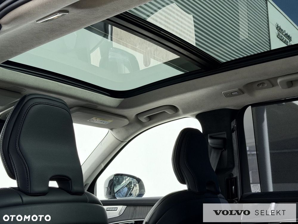 Volvo XC 90 - 17