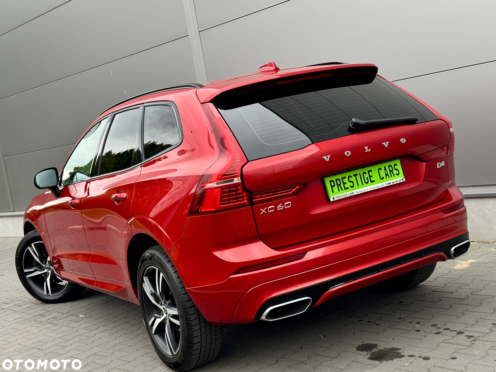 Volvo XC 60 D4 R-Design - 3