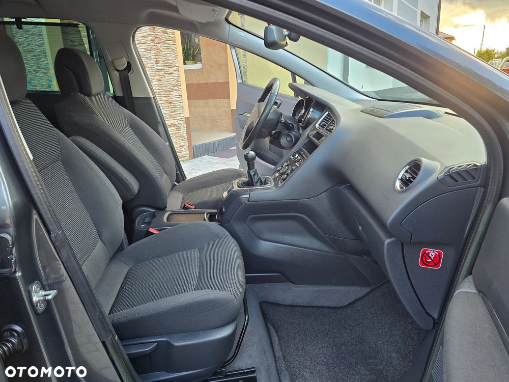 Peugeot 5008 - 28