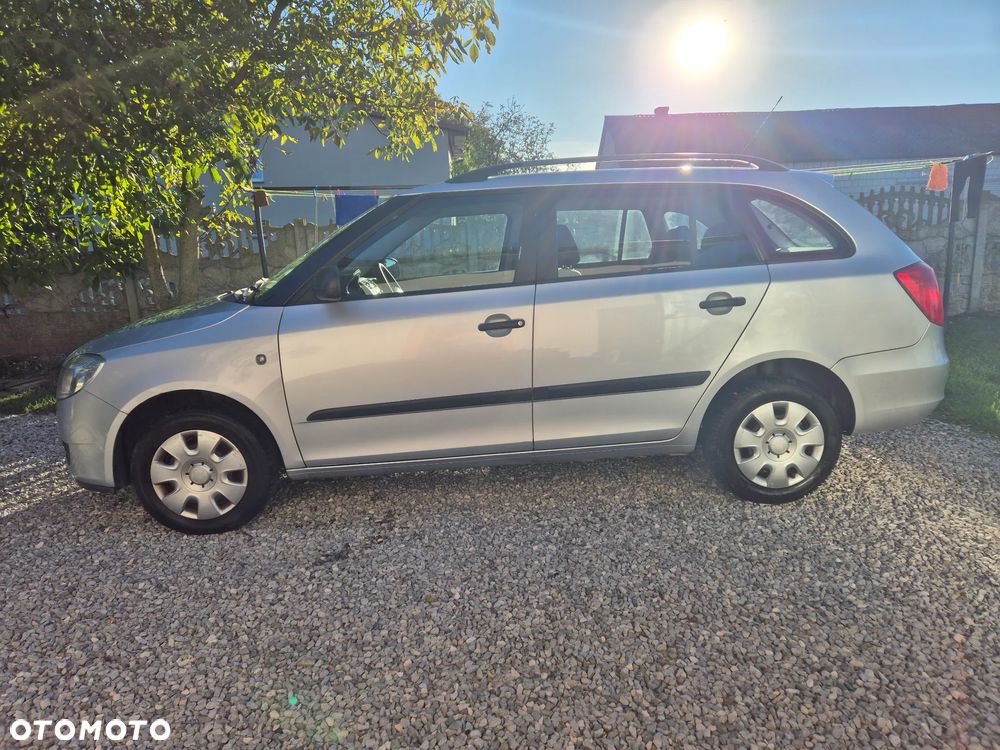 Skoda Fabia 1.2 HTP Combi Classic - 6