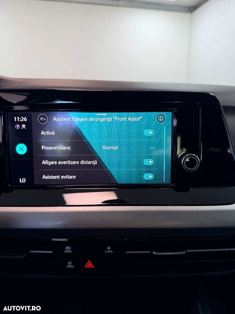 Volkswagen Golf 2.0 TDI Life - 11