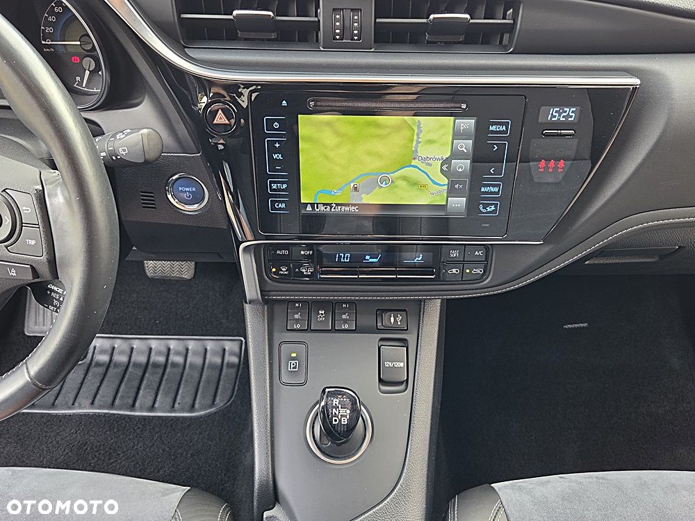 Toyota Auris - 31