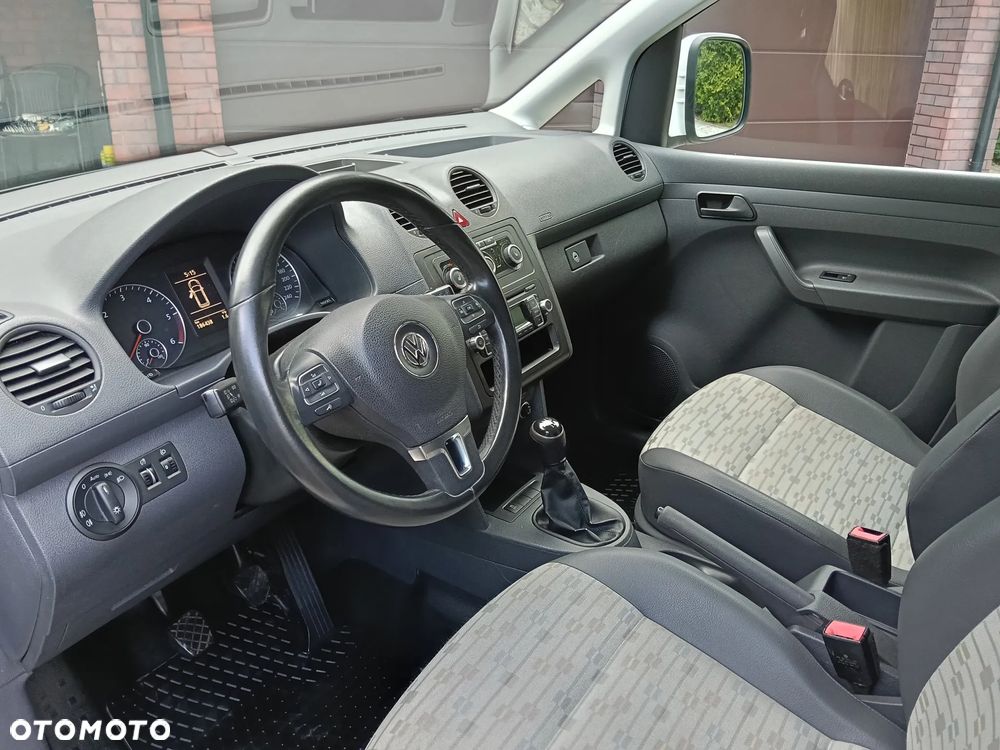 Volkswagen Caddy - 26